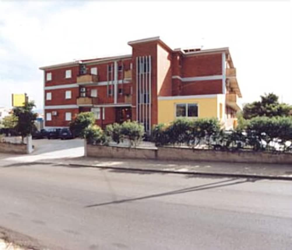 Hotel Citti Arzachena Exterior foto